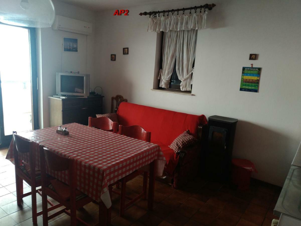 Apartments Sudic Njivice Luaran gambar